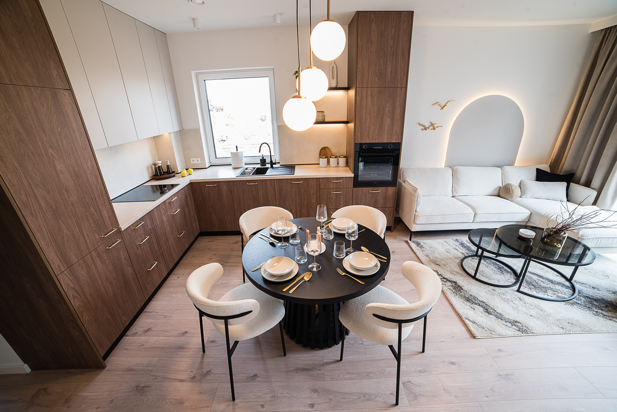 salon z kuchnia realizacja pod klucz